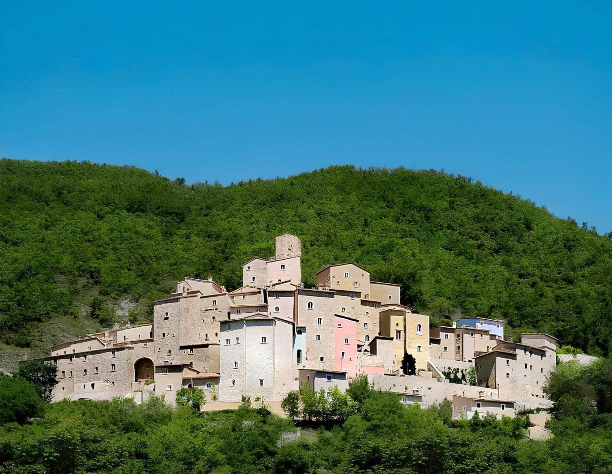 Castello Di Postignano Relais Hotel Sellano Екстериор снимка